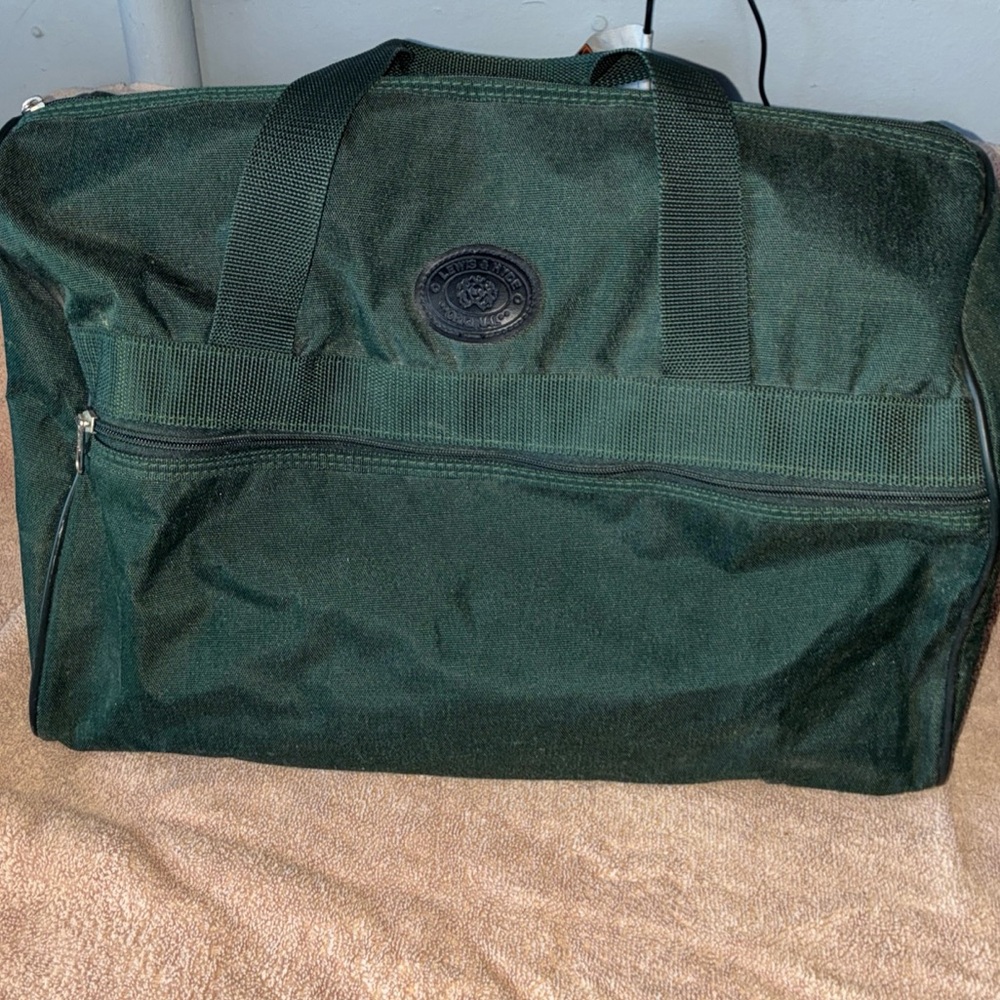 Lewis & Hyde Luggage Forest Green High Quality Duffel/Gym Bag Apx 11”x 17” X 14”